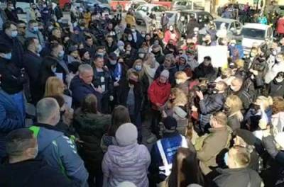 В Черновцах люди восстали против «красного» карантина - from-ua.com - Черновцы - Житомир
