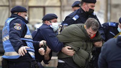Протесты в Румынии: "Мы хотим свободы!" - ru.euronews.com - Англия - Франция - Румыния