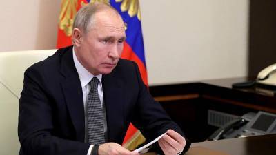 Владимир Путин - Дмитрий Песков - Ангела Меркель - Эммануэля Макрон - Песков рассказал о подготовке к переговорам Путина с Меркель и Макроном - iz.ru