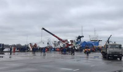 Дмитрий Патрушев - При опрокидывании траулера под Санкт-Петербургом пропали два человека - newizv.ru - Ленинградская обл. - Санкт-Петербург - р-н Кировский