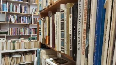 Piter.tv даёт слово покидающим петербургское "Книжное царство" - piter.tv - Санкт-Петербург - Петербург