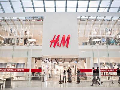 Во всем виноват хлопок: в Китае начали закрывать магазины H&M из-за скандального заявления - 24tv.ua - Китай - Англия - Новости