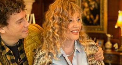 Алла Пугачева - «Лишь бы сама такой не стала. Не приведи Господи»: Алла Пугачева опубликовала видео с дочерью Лизой, которая изображала «девочку из Инстаграм» - goodnews.ua