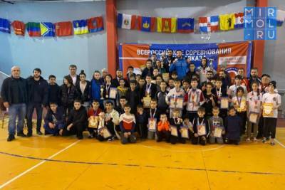 27 медалей выиграли дагестанские каратисты на всероссийском турнире - mirmol.ru - Сочи - респ. Дагестан