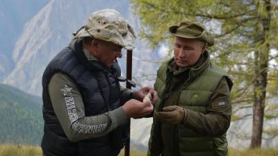 Сергей Шойгу - Владимир Путин - Андрей Норкин - Норкин вспомнил анекдот Путина про кортик и "взорвал" зал "Места встречи" - polit.info