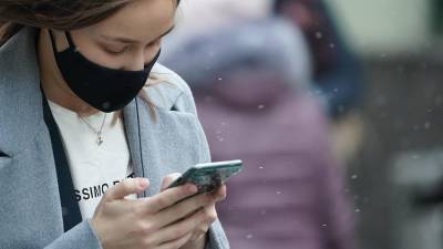 Психофизиолог рассказал о влиянии смартфона на память человека - iz.ru