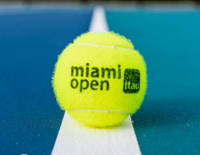 Арина Соболенко - Эшли Барти - Соболенко вылетела из Miami Open на стадии 1/4 финала - naviny.by - Майами