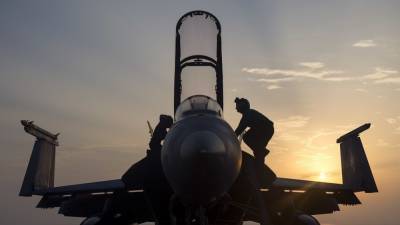 Средства электронной борьбы могут оставить пилотов ВВС США без связи - politros.com