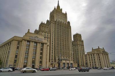 Мария Захарова - В МИД РФ заявили, что «нелегитимными санкциями украинский режим исследует "дно" демократии» - from-ua.com