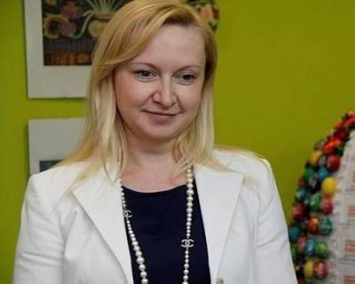 Виктор Янукович - Антикоррупционный суд снял арест с дома "любовницы" Януковича - news.bigmir.net - Киевская обл.