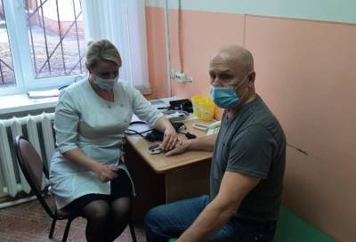 Татьяна Голикова - Александр Дрозденко - В Ивангороде от коронавируса начали прививать россиян, живущих в Эстонии - online47.ru - Ленинградская обл. - Эстония - Финляндия