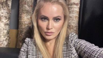Дана Борисова - Выставила напоказ: Дана Борисова выложила откровенное фото с отдыха на море - 5-tv.ru - Египет