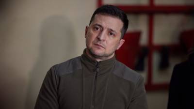 Владимир Зеленский - Владимир Путин - Ангела Меркель - Эммануэль Макрон - В Киеве обиделись на Париж и Берлин за игнорирование Зеленского - riafan.ru - Киев - ДНР - Париж - Берлин - ЛНР
