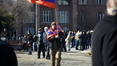 Армения хочет быть с Россией и не склонна менять Пашиняна — соцопрос - eadaily.com - Иран - Ереван