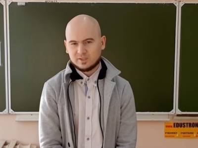 Владимир Путин - Пермского учителя, боровшегося за зарплату по указам Путина, перевели на ставку сторожа - znak.com - Пермь - Пермский край - Березники