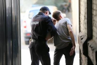 Пьяный дебошир в Сретенске получил срок за удар головой в лицо полицейского - chita.ru - Сретенск