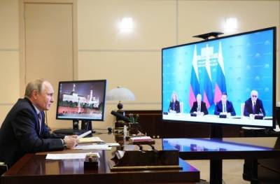 Владимир Путин - Александр Шохин - Государство надеется на шаги со стороны бизнеса в ответ на снижение нагрузки по оплате труда - interfax-russia.ru