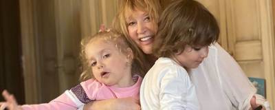 Алла Пугачева - Максим Галкин - Галкин показал игры Пугачевой с детьми - runews24.ru