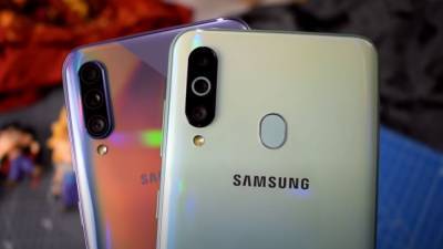 Samsung начал установку российских приложений на смартфоны - politros.com