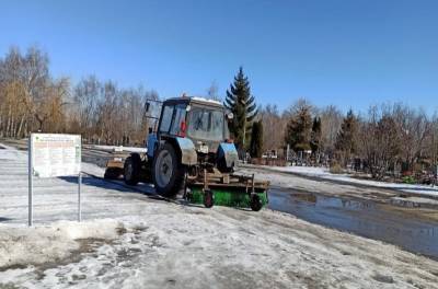 Липецкие кладбища приводят в порядок к Пасхе и Радонице - lipetskmedia.ru - Липецк