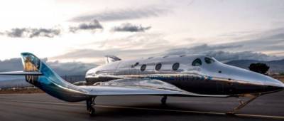 Ричард Брэнсон - Virgin Galactic показала новый космолет, напоминающий звездолет из «Звездных войн» - w-n.com.ua