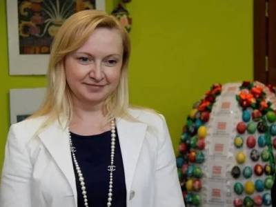 Виктор Янукович - Суд снял арест с дома «любовницы» Януковича: фото дворца - w-n.com.ua