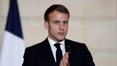 Эммануэль Макрон - Макрон объявил о расширении жёсткого карантина на все регионы Франции - russian.rt.com
