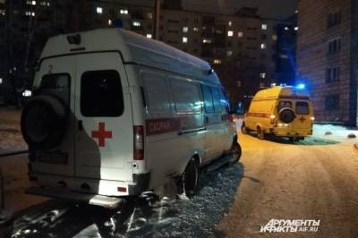 Подросток остался жив после падения из окна 17-го этажа на юге Москвы - aif.ru - Москва - Ярославль