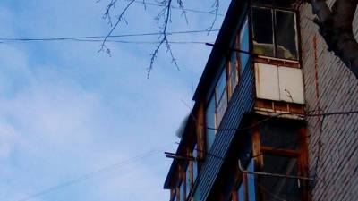 В Тюмени на улице Белинского, 24 с балконов падают снежные глыбы - nashgorod.ru - Тюмень