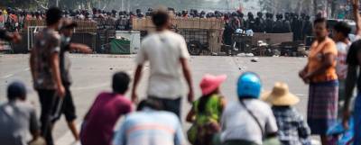ООН: в Мьянме во время протестов за один день погибли 38 человек - runews24.ru - Бирма