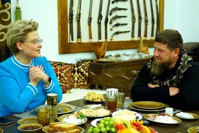 Рамзан Кадыров - Елена Малышева - Малышева встретилась с Кадыровым - lenta.ru - респ. Чечня