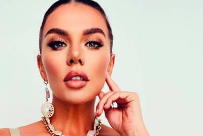 Анна Седокова - Бывшая солистка «ВИА Гры» назвала шоу на Первом канале «говном» - lenta.ru