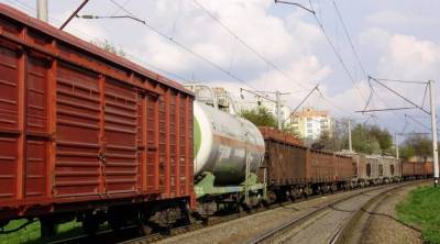 Мининфраструктуры нарушает европейские директивы, пытаясь ограничить срок службы грузовых вагонов – эксперт - politeka.net - Мининфраструктуры