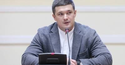 Михаил Федоров - Минцифры собирается раздать чиновникам новые смартфоны: в чем причина - dsnews.ua