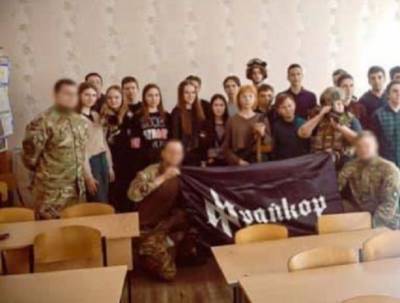 Адольф Гитлер - Игорь Терехов - На Украине вводят уроки Адольфа Гитлера - vpk-news.ru