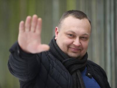Владимир Зеленский - Петр Порошенко - Виктор Медведчук - Антипович: В 2019-ом украинцы голосовали бы и за стул от "Слуги народа", теперь так не будет. Это уже прививка - gordonua.com - Украина