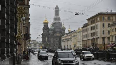 Названы самые популярные у россиян города для путешествий в мартовские праздники - iz.ru - Москва - Санкт-Петербург - Турция - Стамбул