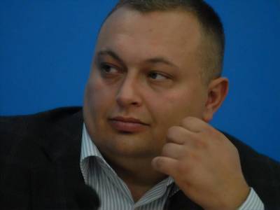 Владимир Зеленский - Социолог о возможном создании новой партии власти: это будет такая же как и "Слуга народа" - gordonua.com - Украина