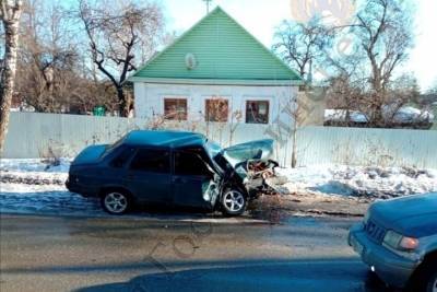 Пьяный и лишенный прав водитель Ланд Ровера в Туле устроил ДТП с ВАЗом - tula.mk.ru - Тула - Тульская обл.
