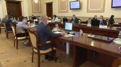 Александр Гусев - «Отстающим» районам Воронежской области уделят больше внимания - vestivrn.ru - Воронежская обл.