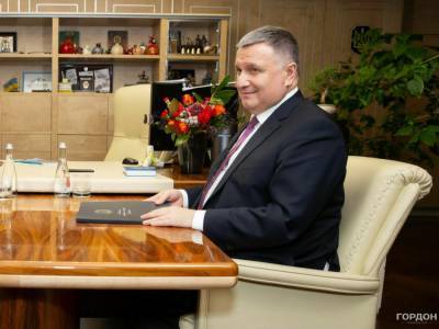 Дмитрий Гордон - Арсен Аваков - Аваков: Мы должны инициировать, чтобы украинские каналы были по всему миру. В том числе русскоязычные. Русский язык не принадлежит РФ - gordonua.com - Россия - Украина