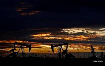 Цена нефти вернулась к годичному максимуму - korrespondent.net - Лондон