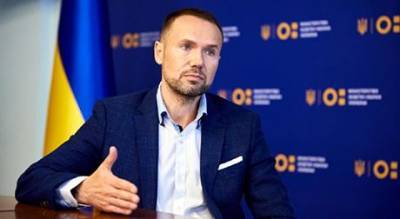 Сергей Шкарлет - Минобразования будет следить за выпускниками вузов. В Украине запускают специальную программу - enovosty.com