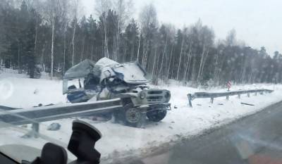 В массовой аварии на трассе в Уватском районе один человек погиб, двое пострадали - znak.com - Ханты-Мансийск - Тюмень - Тюменская обл.