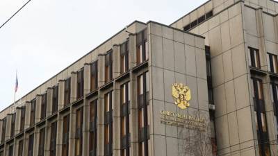 Валерий Рязанский - В Совфеде оценили идею предоставить пенсионерам льготу на ж/д билеты - russian.rt.com