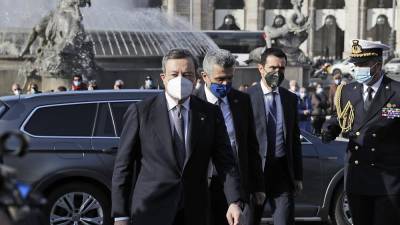 Марио Драги - Вакцинация в ЕС: жесткое решение Рима - ru.euronews.com - США - Англия - Австралия - Германия - Испания - Рим - Брюссель