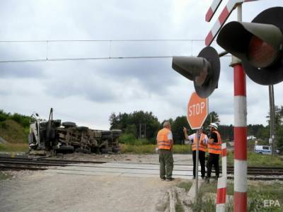 В Бельгии поезд врезался в грузовик, за рулем которого был украинец. Он погиб на месте ДТП - gordonua.com - Бельгия