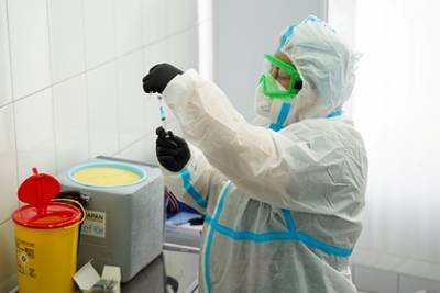Максим Степанов - На Украине назвали сроки появления коммерческой вакцины от коронавируса - lenta.ru