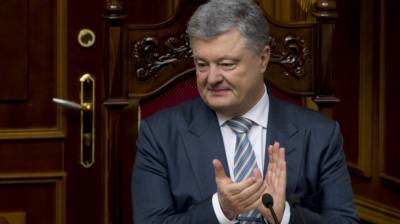 Петр Порошенко - Янина Соколова - Телеканал Порошенко оскорбляет русских в массовой рекламной кампании - riafan.ru - Киев