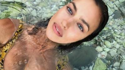 Ирина Шейк - Российская модель Ирина Шейк порадовала фанов новым фото своего декольте - inforeactor.ru